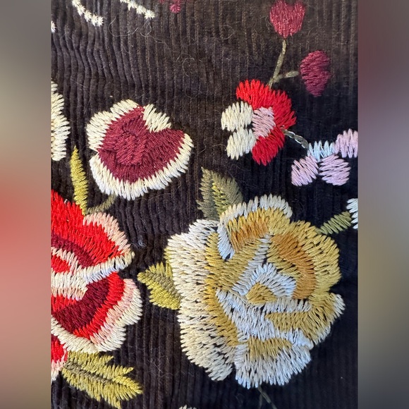 Johnny Was JWLA Embroidered Tote Bag - Picture 3 of 9